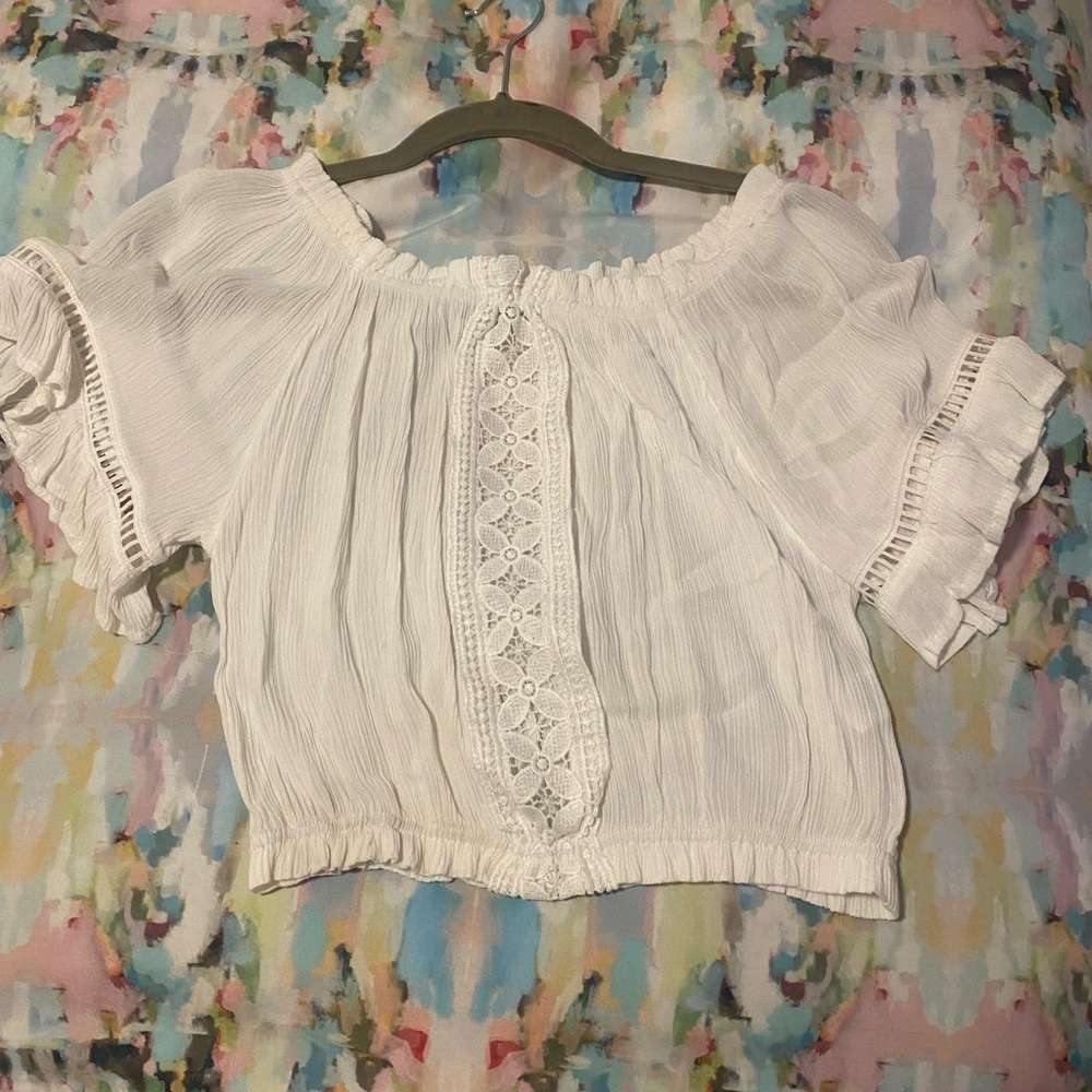 White beachy crop top